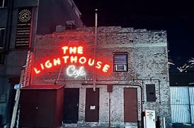 洛杉矶湖人训练开放日，窗口期伤情更新引欢呼，欧联在即，资深球员宣示担当