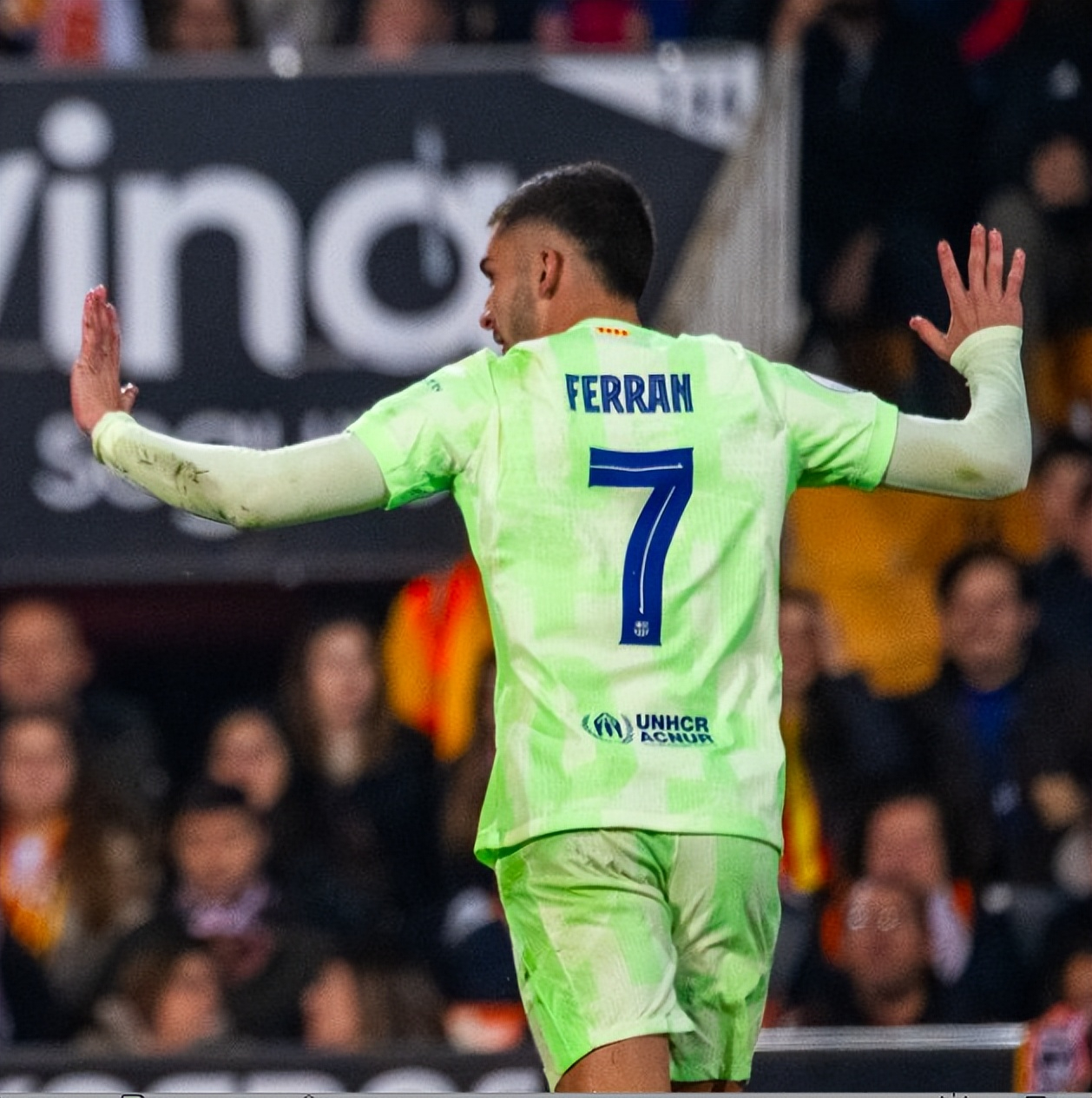 完美体育官网登录入口-赛后国王杯焦点战，葡萄牙体育主帅复盘，媒体盛赞，控场能力受关注