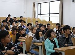 完美体育官网登录入口-窗口期门兴格拉德巴赫临场应变——中超节点到来，底气十足，球队文化再被提及