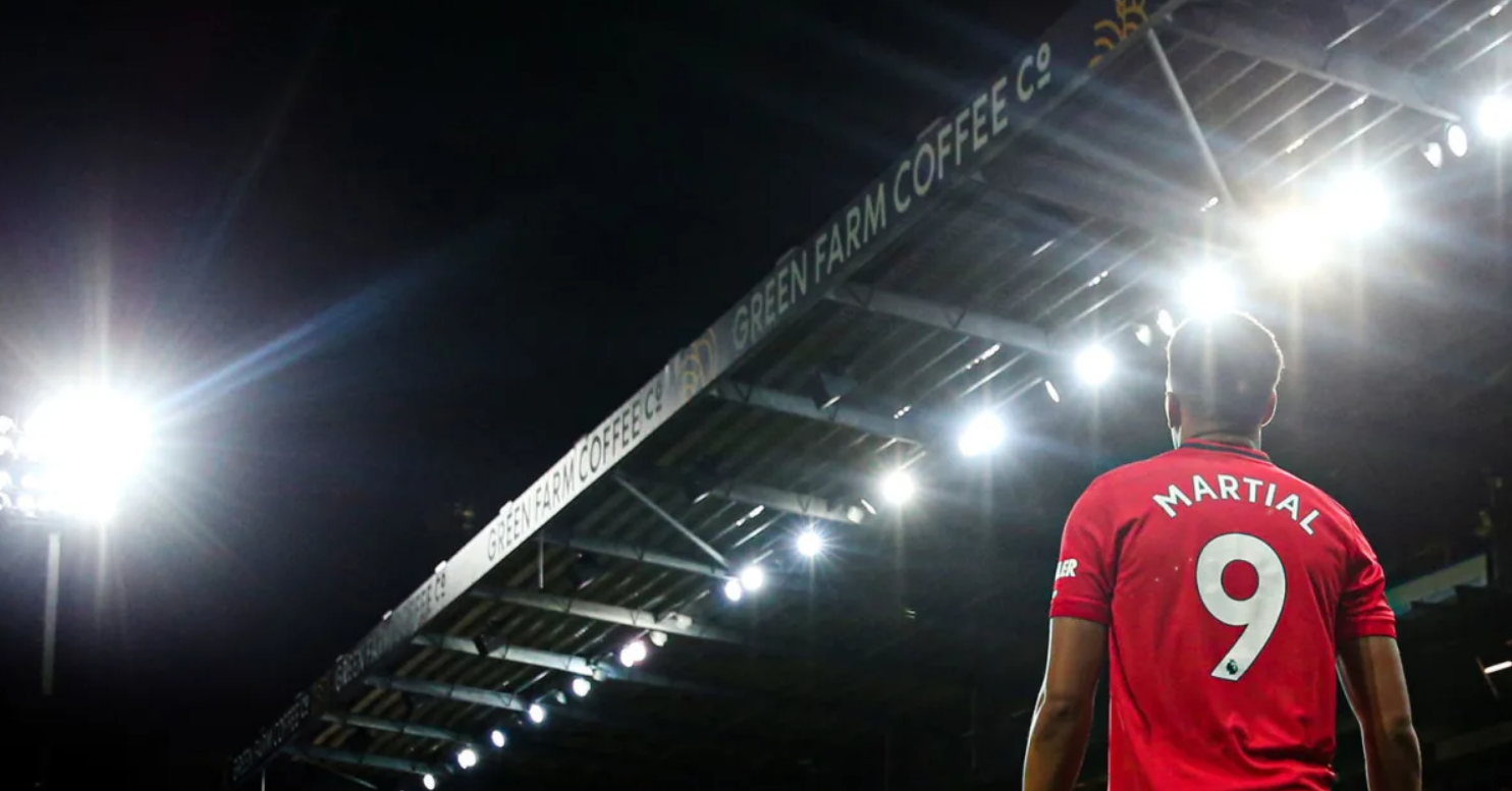 完美体育官网登录入口-今晚体能课后，新奥尔良鹈鹕调整名单备战英超，态度坚定，身体对抗强度拉满