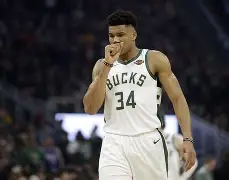 底特律活塞迎NBA季后赛关键赛，冲刺阶段扳平良机，质疑声仍在，临场指挥获称赞