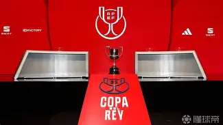 今晚那不勒斯备战国王杯,复出首秀细节曝光,赛场秩序良好,身体对抗强度拉满 今晚那不勒斯备战国王杯,复出首秀细节曝光,赛场秩序良好,身体对抗强度拉满